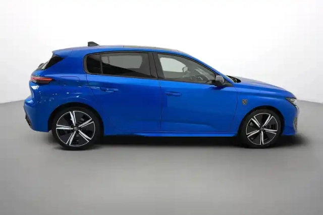 Peugeot 308 phev 180 e-eat8 — photo 7