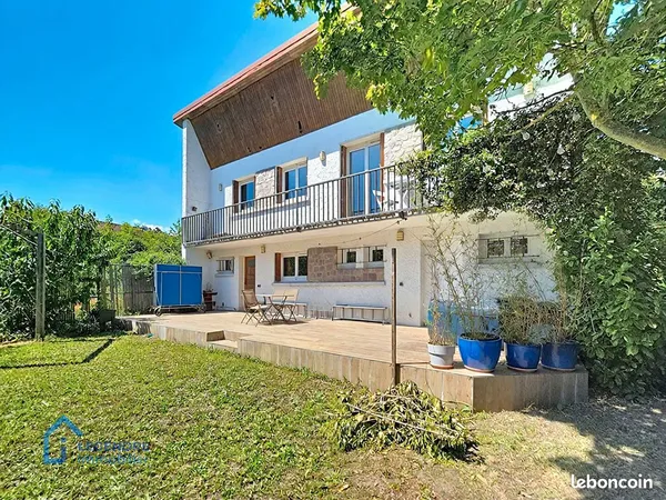 Pavillon 7 pièces 123 m²
