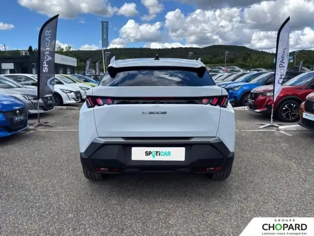 Peugeot 3008 electrique 210 ch 73 kwh — photo 30