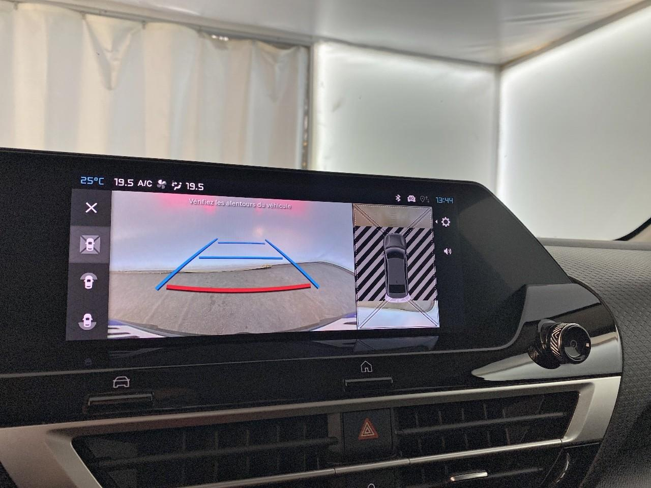 Citroën C4 X hybride 145 ch e-dcs6 max — photo 17
