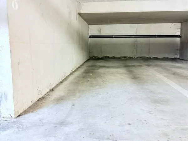 Stationnement Vente Allauch   25000€