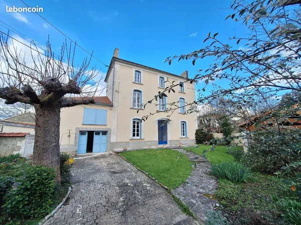 Maison 7 pièces 176 m²