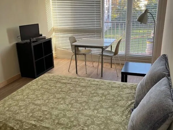 Studio meublé 21 m² - Rennes, rue de Fougères - Proche métro B