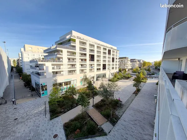 Parking/box 12 m² MEUDON LA FORET