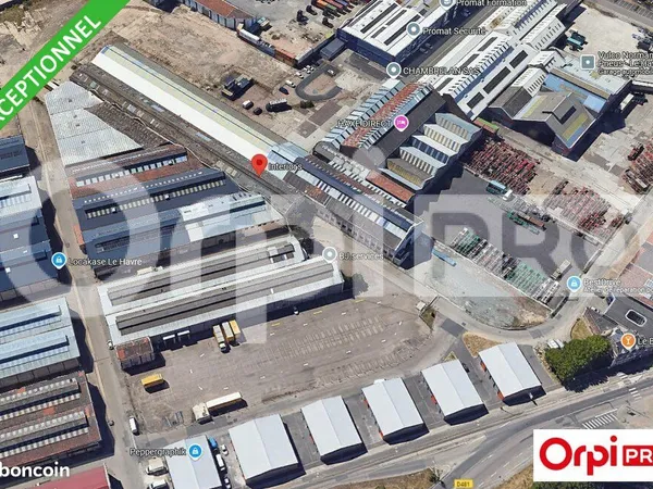 Local d'activité 11 000 m²