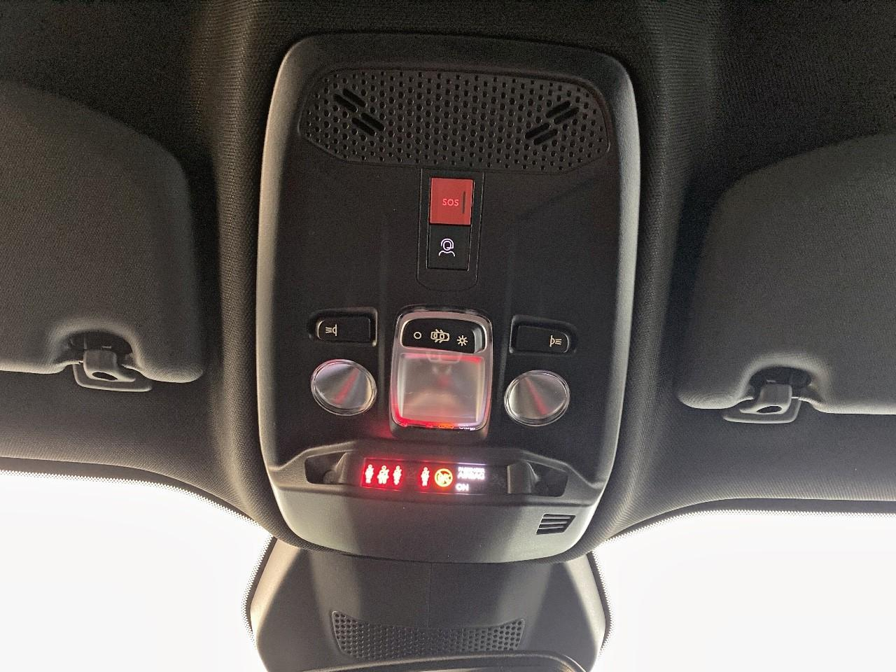 Peugeot 2008 hybrid 145 ch e-dcs6 allure — photo 19