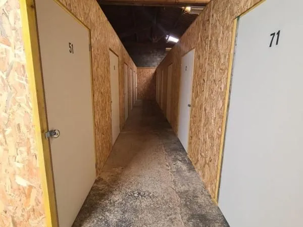 Garage/box 7 m² Saint Jean Dangely