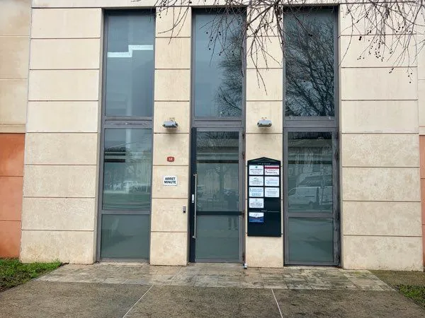 Local professionnel