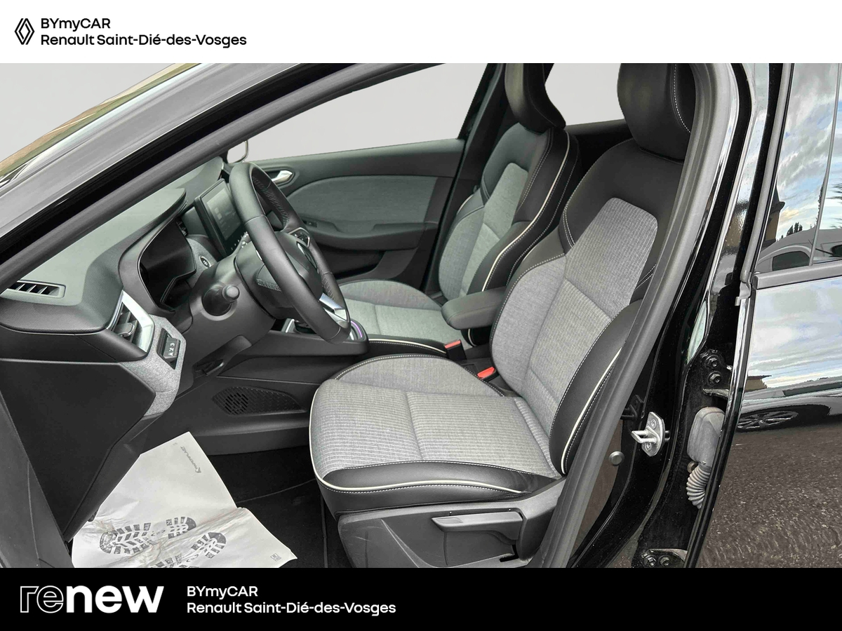 Renault Clio E-Tech full hybrid 145 — photo 11