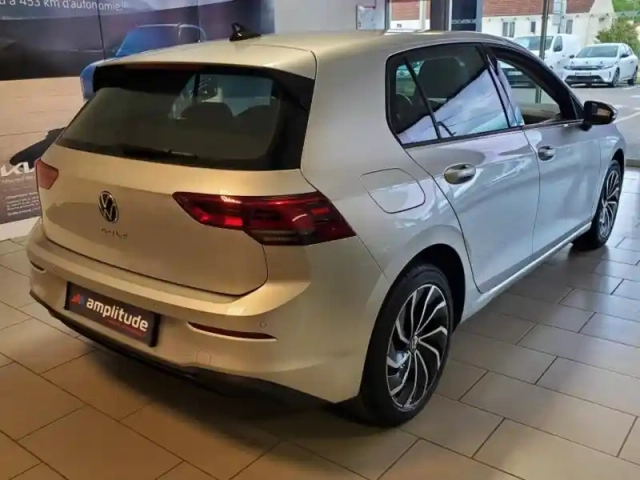 Volkswagen Golf 1.0 tsi opf 110ch life business — photo 20