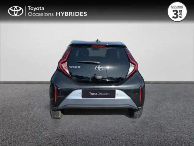 Toyota Aygo X 1.0 vvt-i 72ch design my24 — photo 4