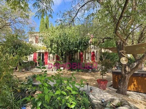 Villa 7 pièces 144 m²