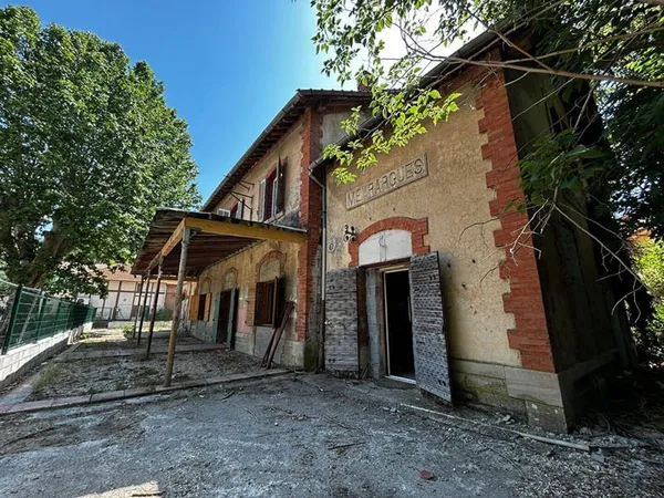 Maison 10 pièces 260 m²
