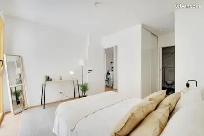 Villa de 5 pieces à vendre - Paris 12