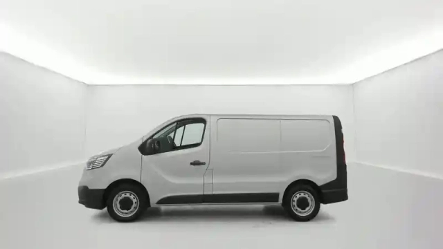 Renault Trafic fgn l1h1 2800 kg blue dci 130 — photo 11