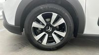 Citroen C3 1.2 PureTech 83ch S&S Shine — photo 11