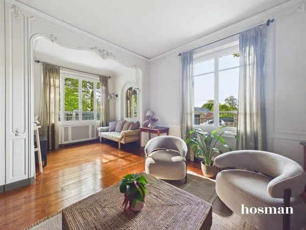 Maison 9 pièces 200m² habitables - Grand terrain de 2 080 m² et terrasse Rue Paul Doumer, Triel-sur-
