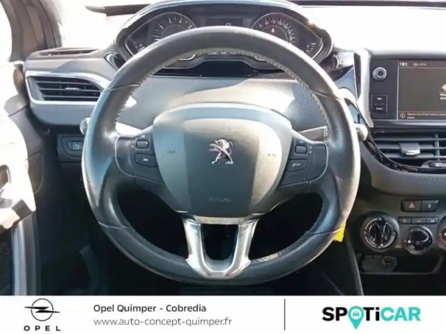Peugeot 2008 1.2 puretech 110ch style s&amp;s — photo 8