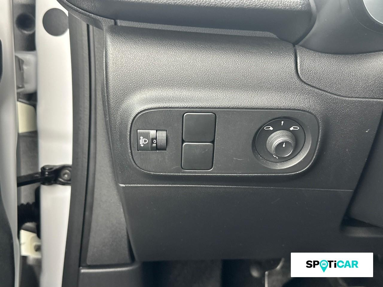 Citroën C3 1.2 puretech 83ch s&s shine — photo 17