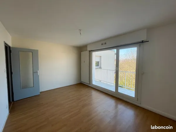 Loue appartement à St Max proche de la Viaduc Louis Marin VEBE