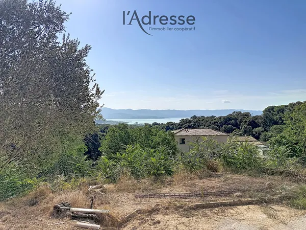 ALATA - LOCATION À L'ANNÉE - T2 MEUBLÉ AVEC TERRASSE