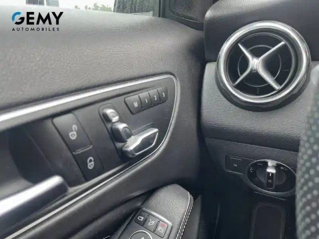 Mercedes Gla 200 7-g dct — photo 12