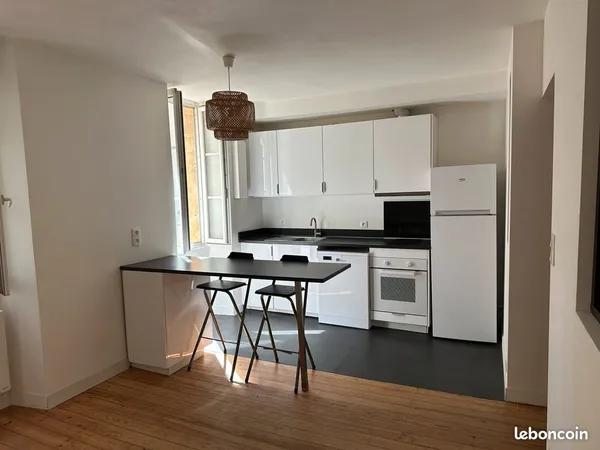 Charmant T1 bis de 36m² situé entre la rue Fondaudège et le Jardin Public