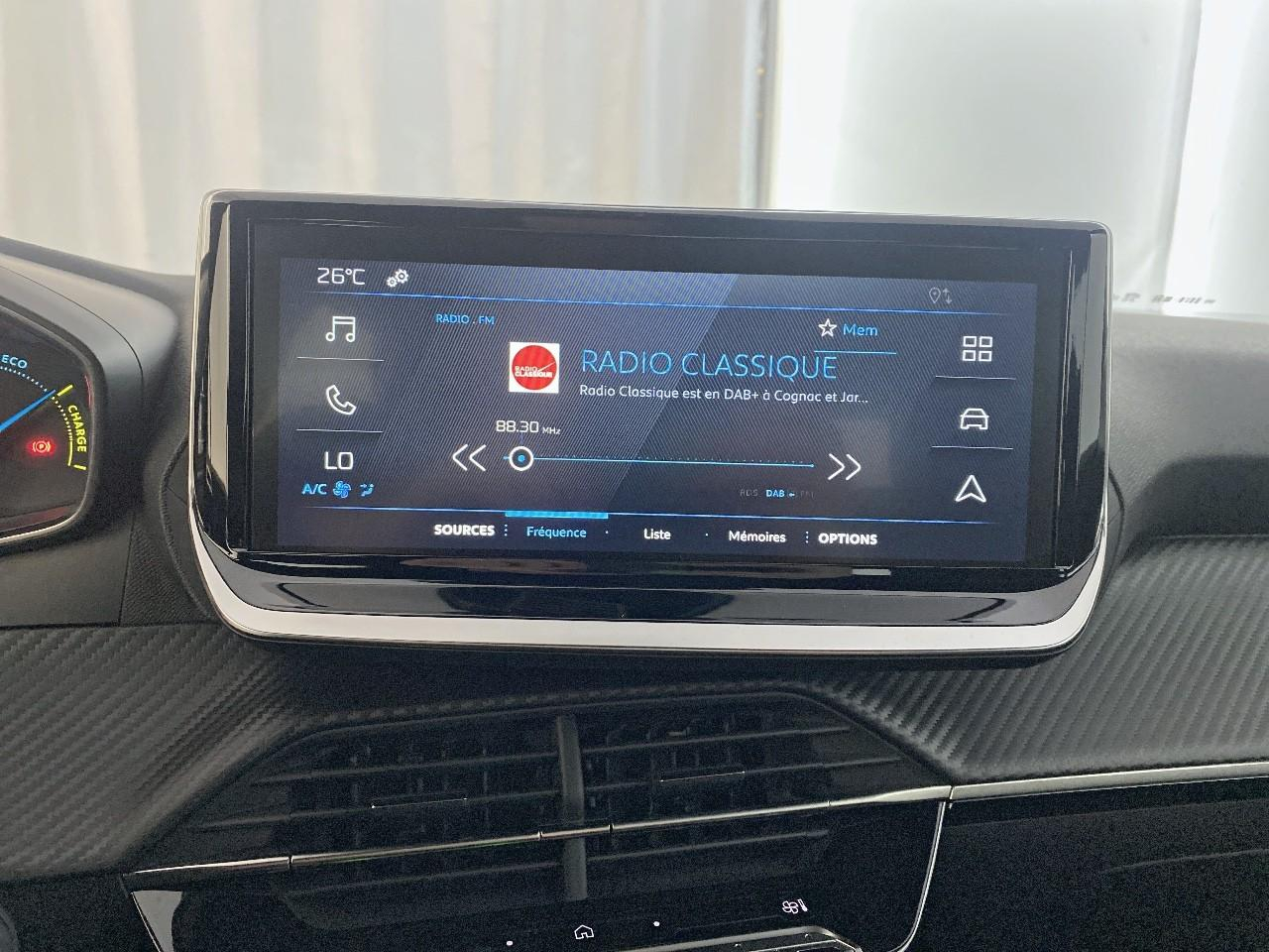 Peugeot 2008 hybrid 145 ch e-dcs6 style — photo 14