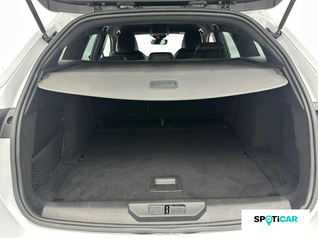 Peugeot 308 sw 1.5 bluehdi 130ch s&s gt eat8 — photo 6