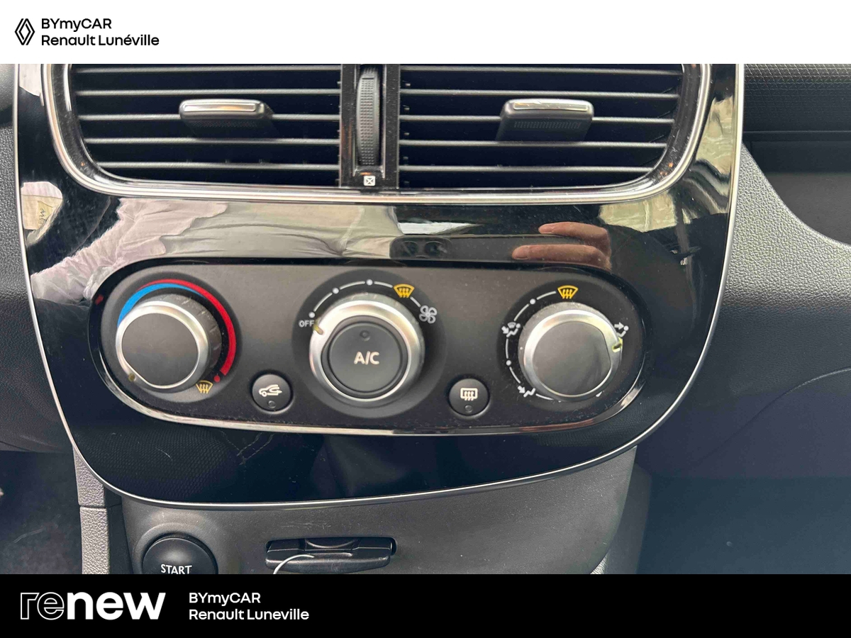 Renault Clio TCe 90 - 19 — photo 21
