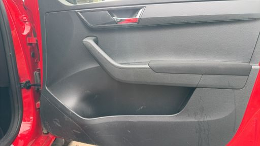 Skoda Fabia 1.4 TDI 75 - Clim – 2016 – 153912 km – Diesel – Boîte Manuelle — photo 21