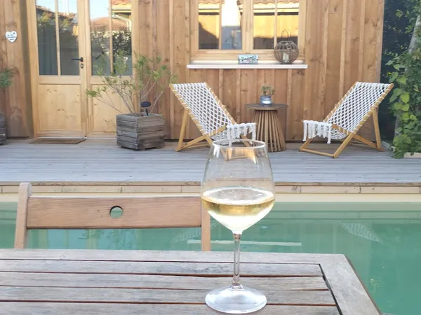 Vends maison rénovée avec piscine 140 m2 et studio indépendant - 33 m² - Gujan-Mestras centre ville