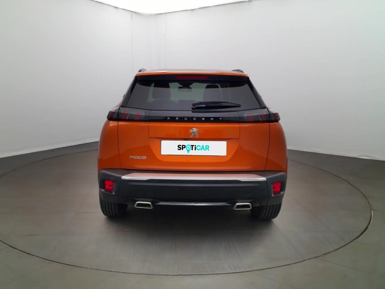 Peugeot 2008 puretech 130 s&s eat8 style — photo 4