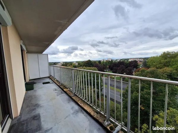 Studio 1 pièce 33 m²