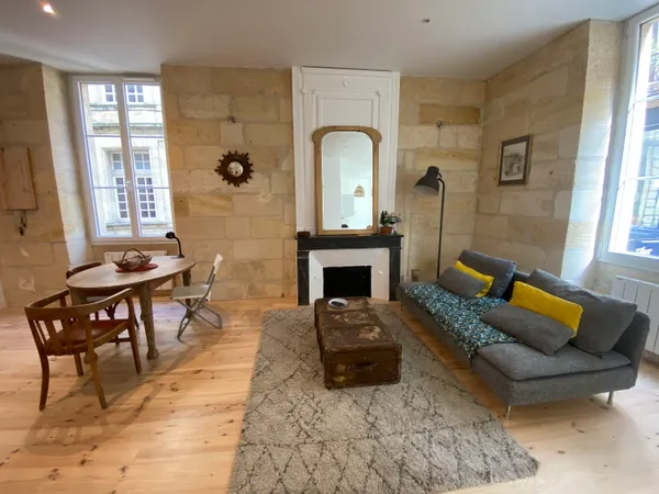 Loue appartement meublé
