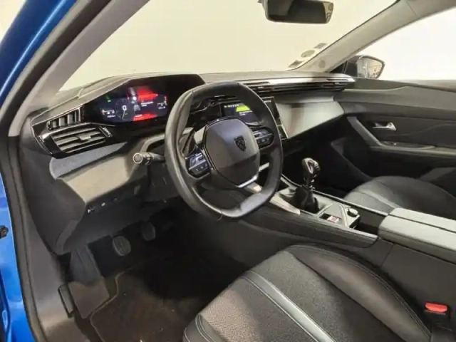 Peugeot 308 1.5 bluehdi 130 allure pack gps camera 180 carplay — photo 8