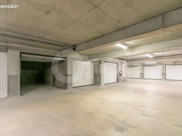Garage 13 m² Gretz Armainvilliers