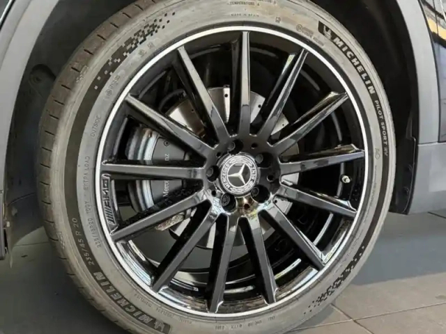 Mercedes Gla 250 e amg line — photo 30