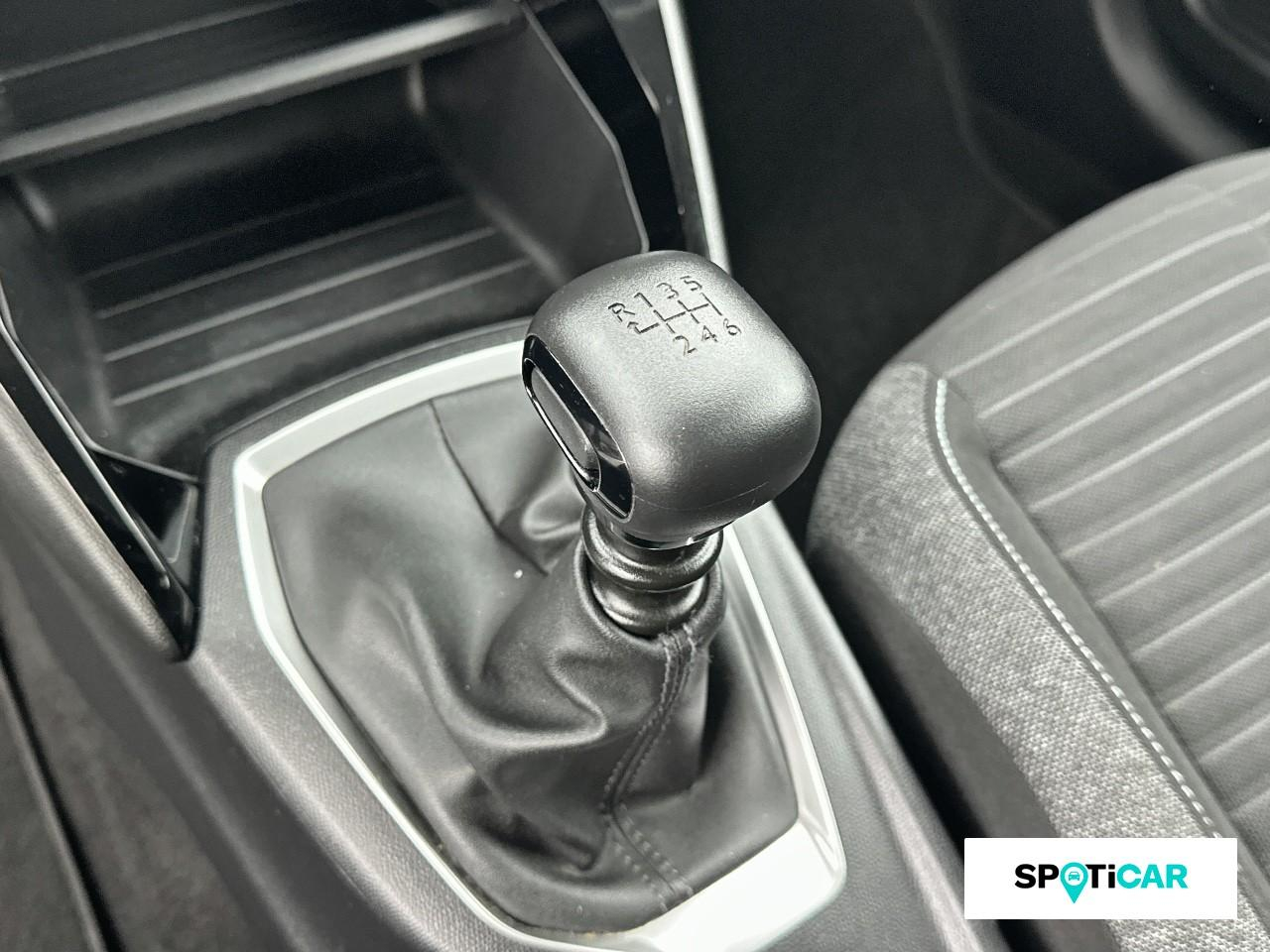 Peugeot 208 1.2 puretech 100ch s&s style — photo 14