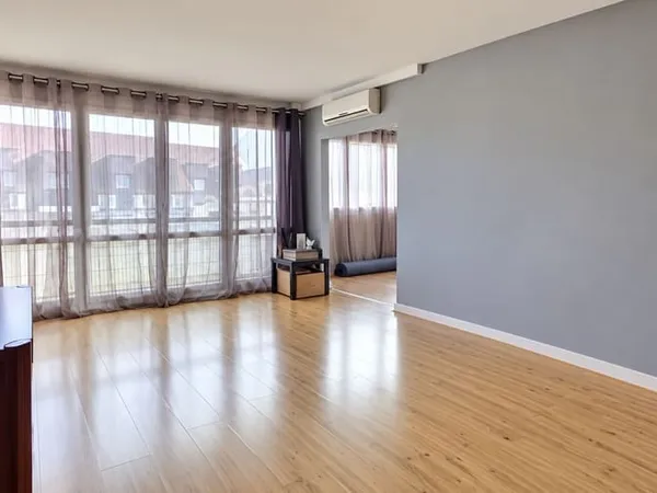 Appartement 4 pièces 77 m²