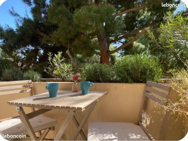 Bel appart lumineux parking ascenseur balcon clim