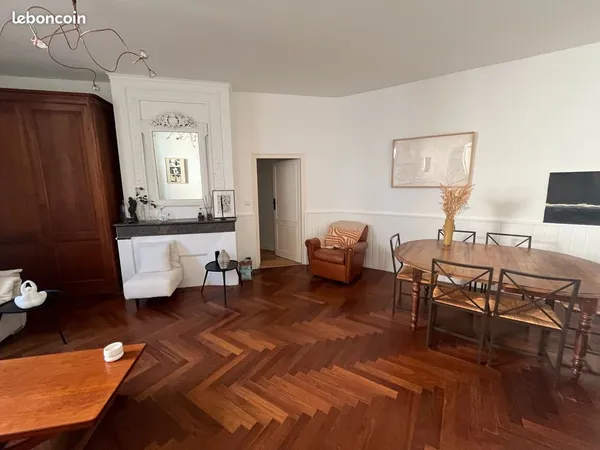 Appartement T4 Triangle d'Or