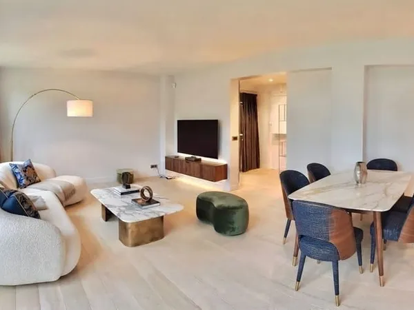 NEUILLY SUR SEINE - BEAU 4-5 PIECES DE 100m2