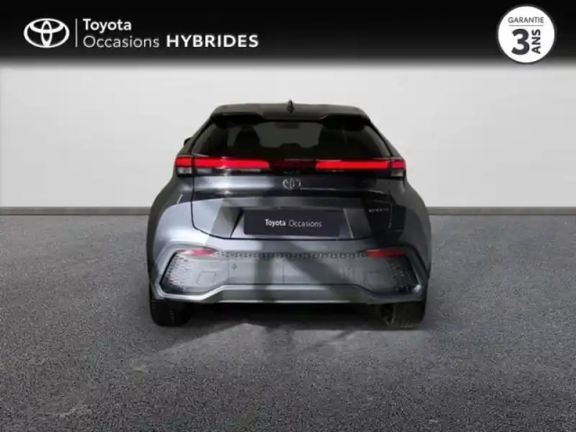 Toyota C-Hr 2.0 hybride rechargeable 225ch design my25 — photo 4