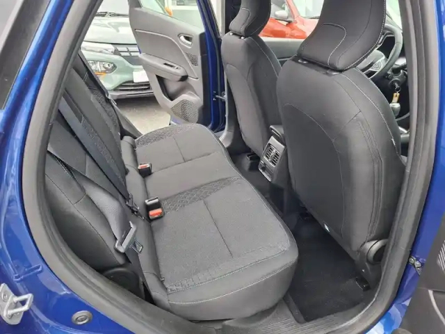 Renault Captur tce 90 ch — photo 18