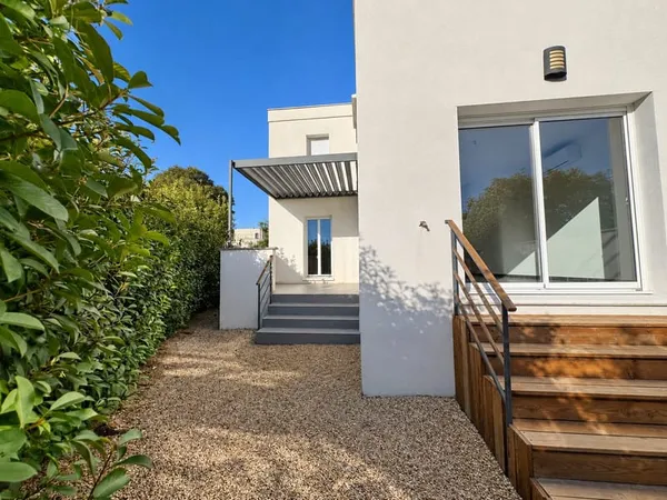 MAISON - 78,42M2 - 5 PIECES