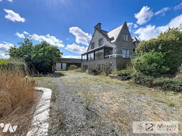 Maison 9 pièces 240 m²