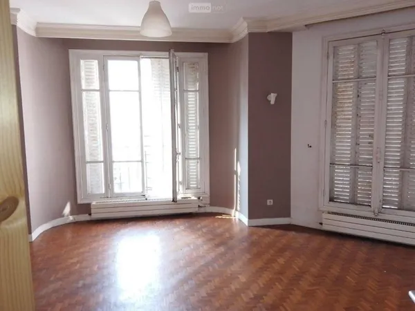 Appartement 9 pièces 266 m²
