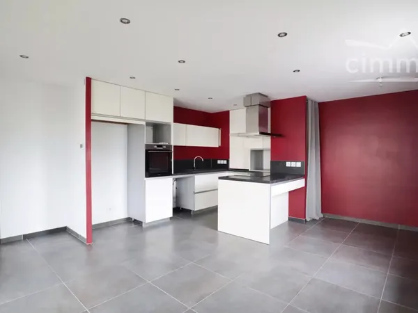 Appartement 3 pièces avec balcon