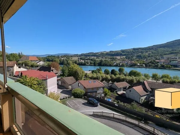 Appartement T6 Seyssel avec garage et cave